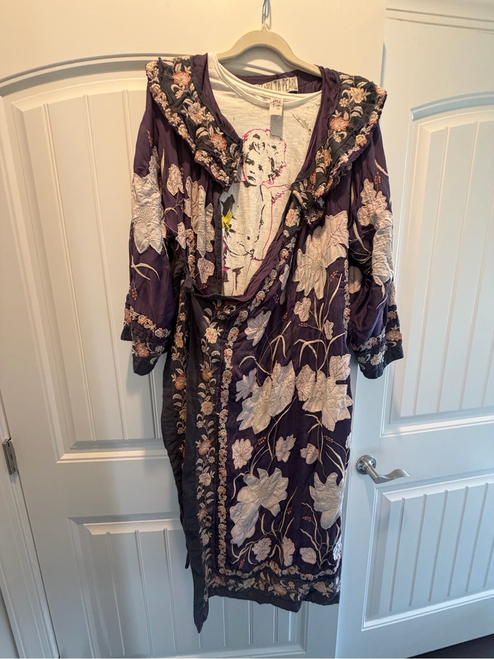 Magnolia Pearl Danji Boho Floral Embroidered Kimono in Deep Purple - Picture 4 of 10